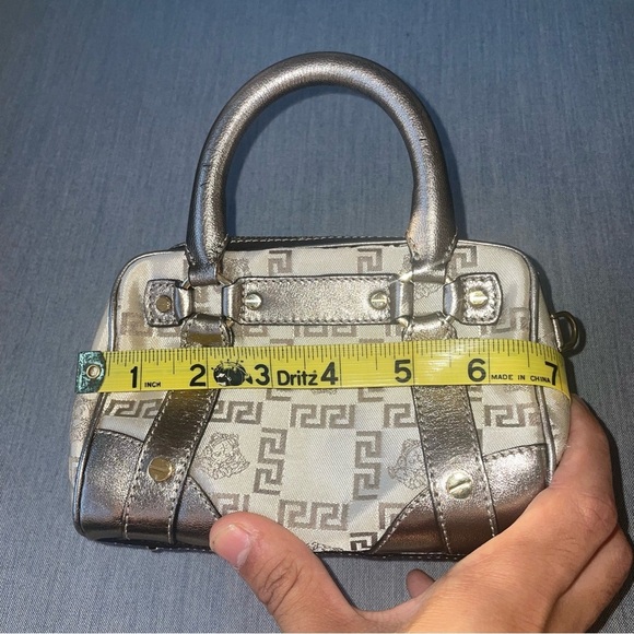 🔥Versace🔥La Medusa Vintage Versace bag Boston duffle bowler Y2k handbag - Picture 11 of 15